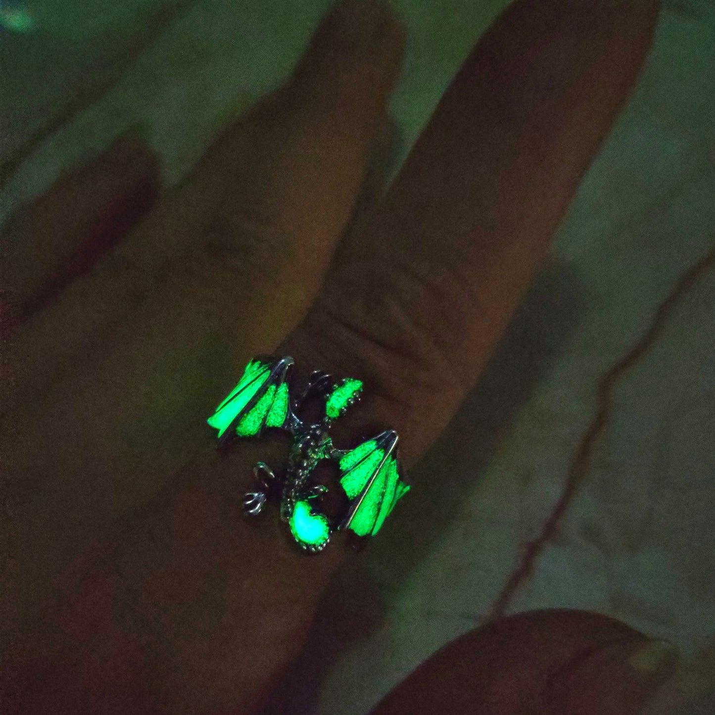 Green Glowing, Silver Dragon Ring